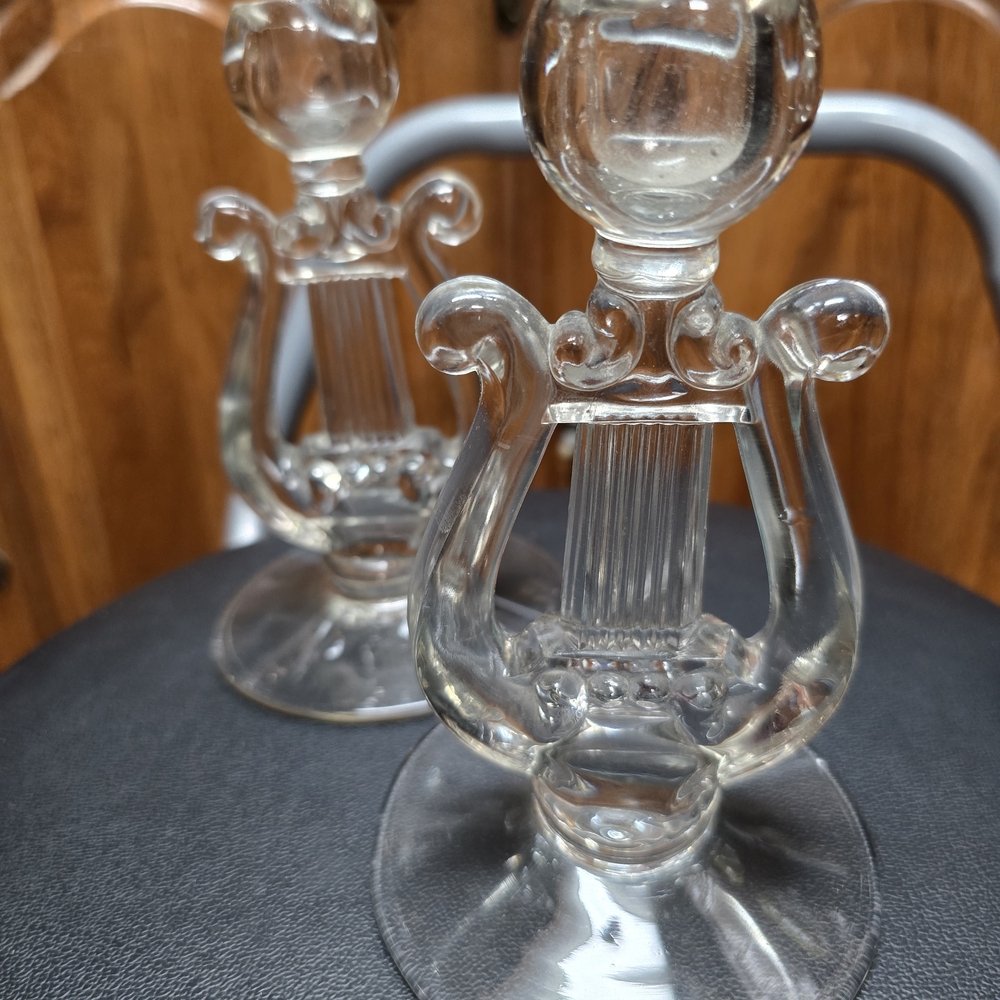 Crystal Lyre "Harp" Clear Glass Candle Holders - Picture 3 of 6